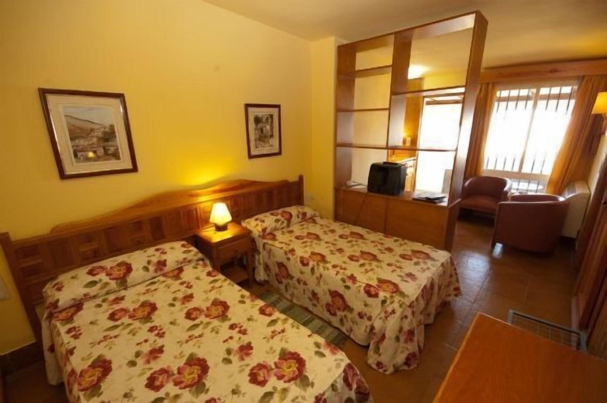 Hotel Alcadima Lanjarón Екстериор снимка