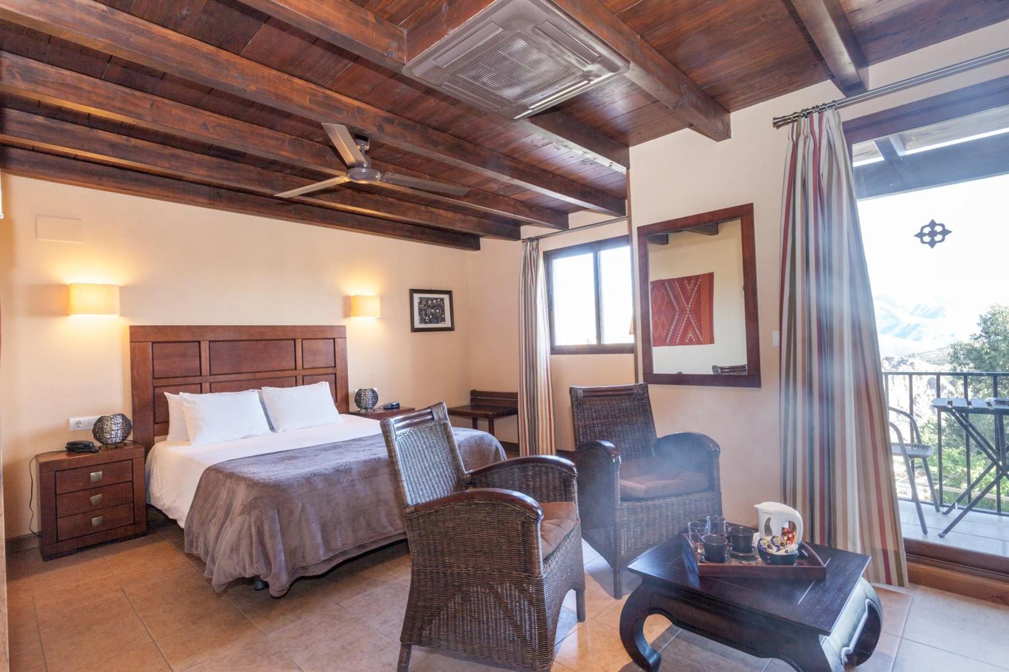 Hotel Alcadima Lanjarón Екстериор снимка