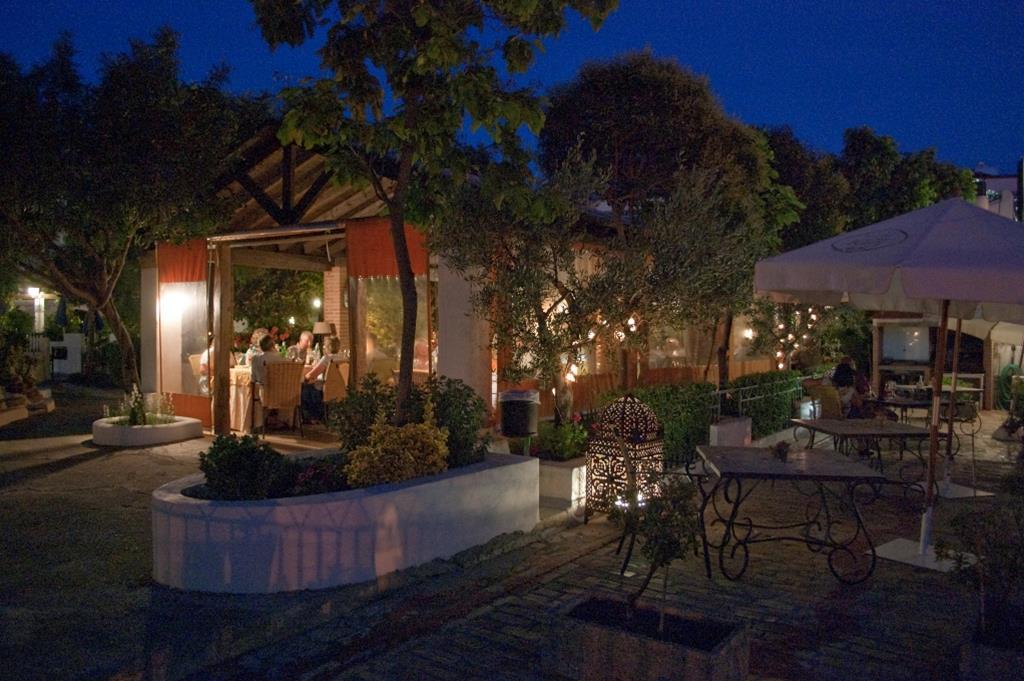 Hotel Alcadima Lanjarón Екстериор снимка
